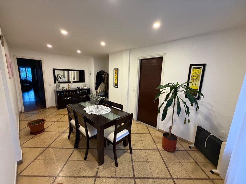 Se vende Apto en La Blanqueada 3 dormitorios y 2 baños, balcón al frente y terraza contrafrente. - foto 4