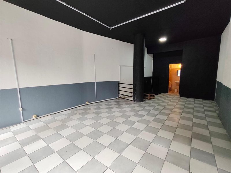 ALQUILER Local comercial de 88m2 en Centro - foto 1
