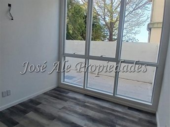 EN VENTA APARTAMENTO DE 2 DORMITORIOS EN PLANTA BAJA UBICADO EN EDIFICIO SOBRE LA RAMBLA DE COLONIA. - foto 6