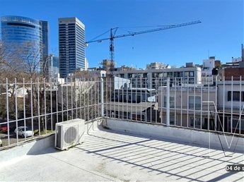 Venta Casa Buceo casi WTC con Garaje