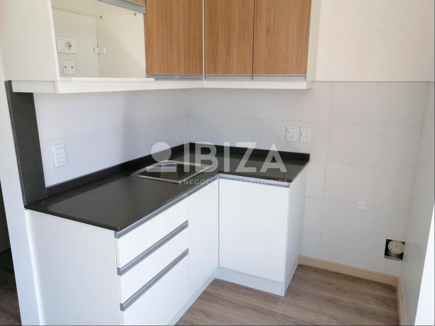 Tres Cruces Alquiler Apartamento 1 Dormitorio y Terraza · Foto 4