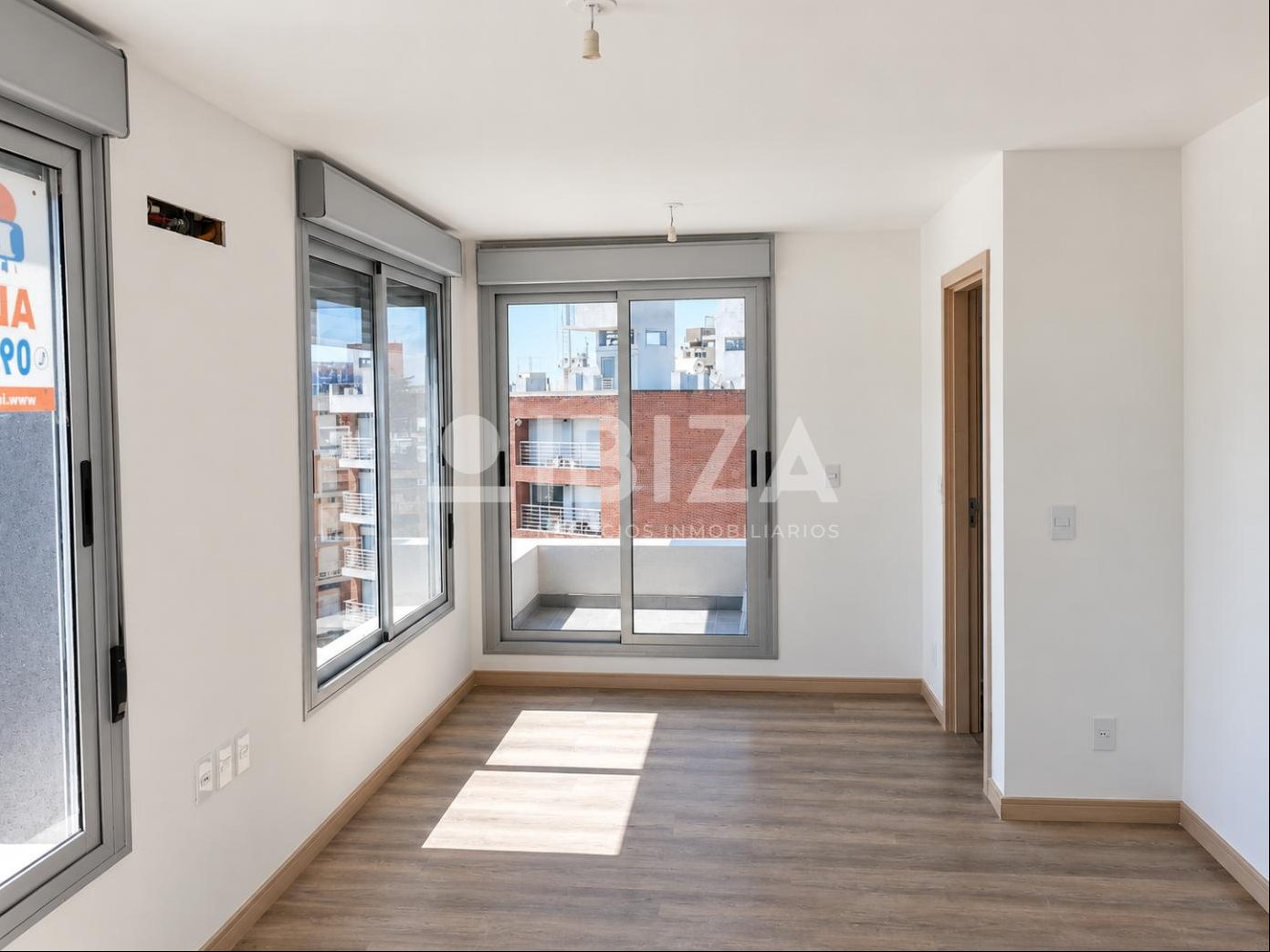 Tres Cruces Alquiler Apartamento 1 Dormitorio y Terraza · Foto 2