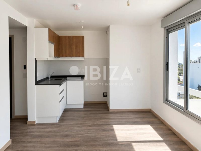 Tres Cruces Alquiler Apartamento 1 Dormitorio y Terraza - foto 2
