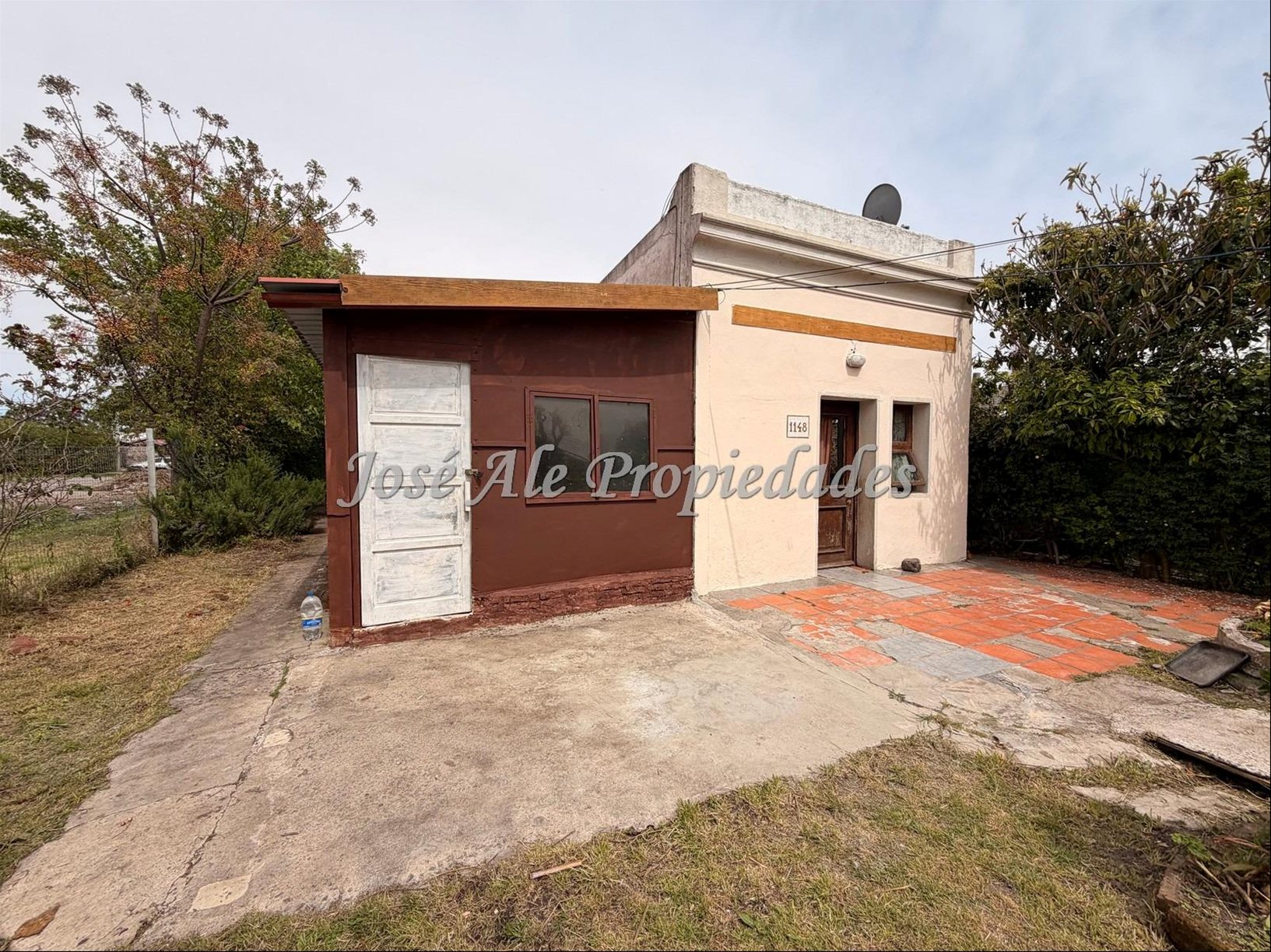 EN ALQUIELR CASA DE 2 DORMITORIOS UBICADA PROXIMA A FERNANDO J CARBARLLO, COLONIA. · Foto 2