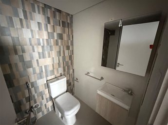 Se Alquila Monoambiente a estrenar en Buceo sobre Plutarco al frente con orientación Norte. Amenities y electrodomésticos en cocina horno, anafe y extracor - foto 5