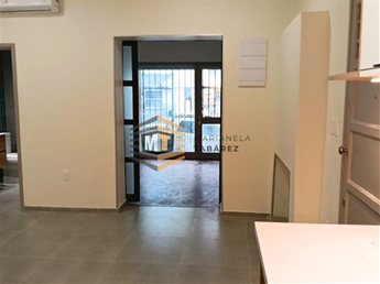 Alquiler Apartamento Barrio Sur  2 Dormitorios 2 Baños, al frente planta baja  ( Opcion 1 dorm y un estudio independiente)