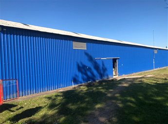 Galpón /deposito con terreno en venta en Canelones