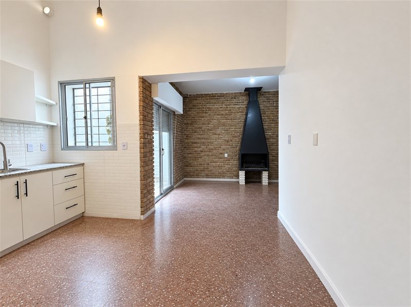 Alquiler de Casa de 3 dormitorios con garage - foto 1
