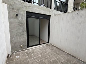 ALQUILER EN TRES CRUCES | MONOAMBIENTE CON PATIO Y GARAJE - foto 7
