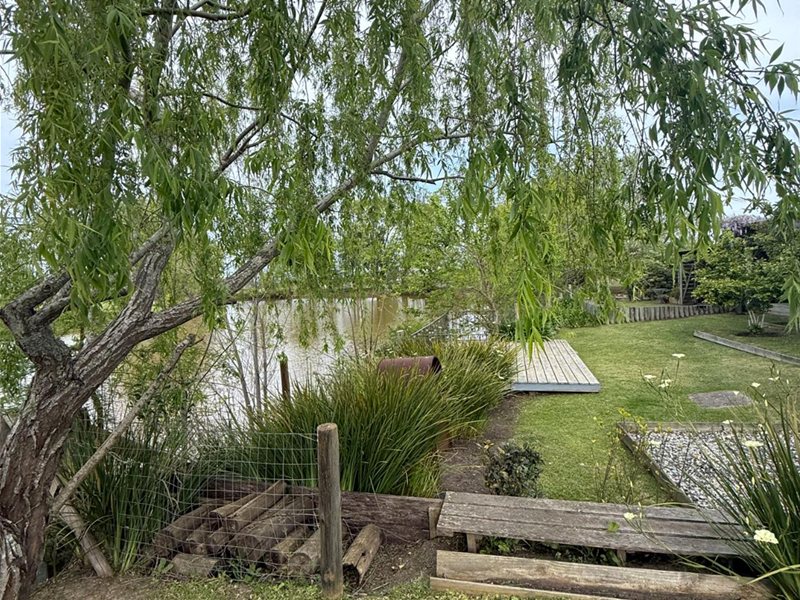 Venta o Alquiler Casa Lomas de la Tahona Barrio Privado. 4 dormitorios, fondo norte al lago - foto 3