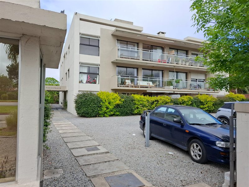 Alquiler de Apartamento 3 dormitorios en Av . de las Américas. - foto 3