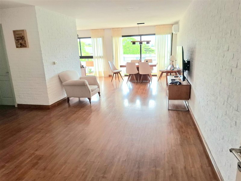 Alquiler de Apartamento 3 dormitorios en Av . de las Américas. - foto 2