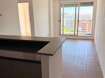APTO 1 DORM AL FRENTE