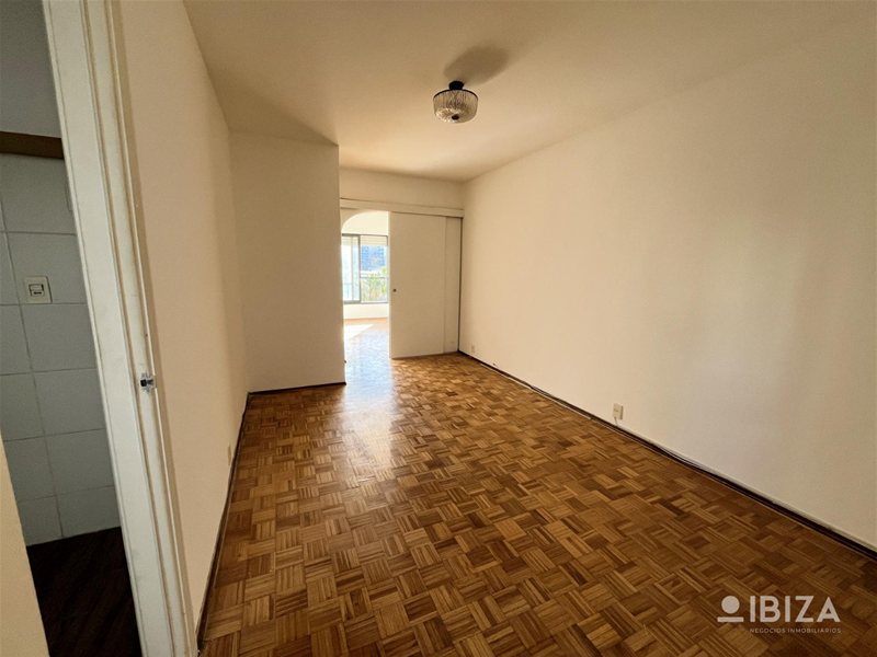 Alquiler Villa Biarritz apartamento 2 dormitorios. Piso alto - foto 2