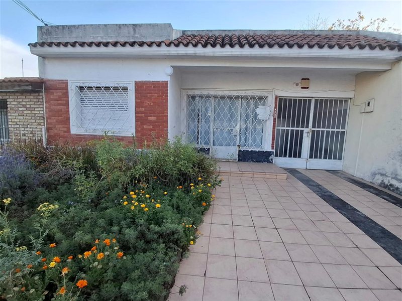 Casa Buen terreno Dos Dormitorios Garage - foto 3