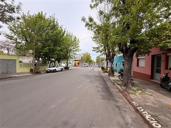 EN VENTA CASA DE 2 DORMITORIOS EN PUEBLO NUEVO, A POCAS CUADRAS DE 2 AVENIDAS Y DEL CENTRO DE COLONIA. - foto 5