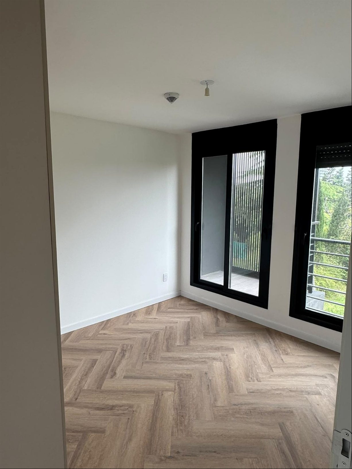 Alquiler 1 dormitorio con cochera, frente al portal de las Americas · Foto 8