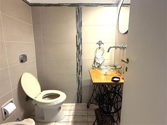 Impecable apartamento en Pocitos / Punta Carretas. 3 dormitorios y Servicio Completo. Alquila Garaje en el edificio. - foto 5