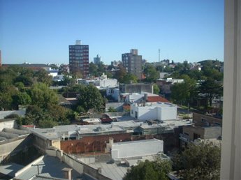 Venta apartamento de un dormitorio con renta garaje terraza piso alto rambla Malvin - foto 4
