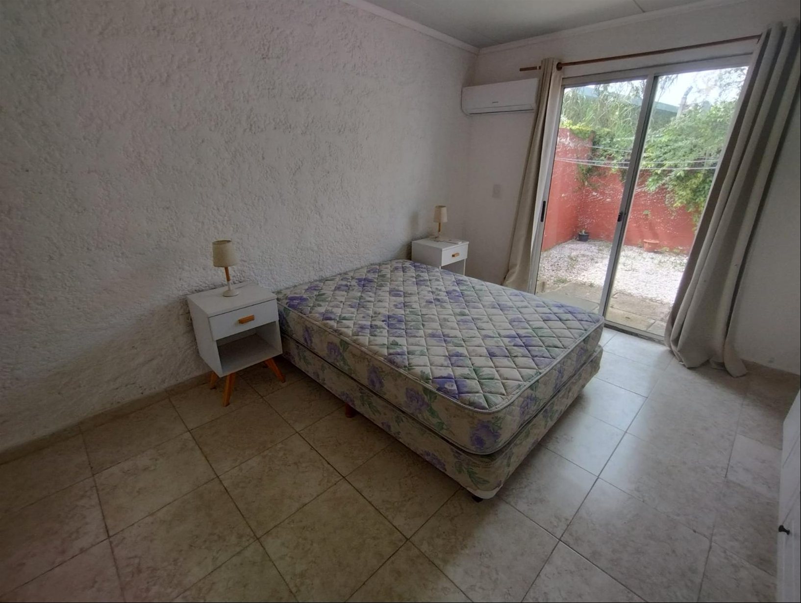 Apartamento amoblado 1 dormitorio con patio exclusivo - Solymar Sur · Foto 7