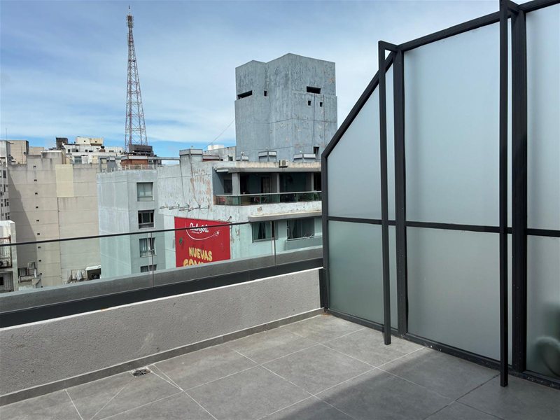 Apartamento 1 Dormitorio en Tres Cruces con Terraza - foto 2