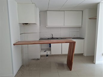 A dos cuadras de  8 de Octubre y Garibaldi, amplio e impecable  apartamento con 2 dormitorios, terrazas y parrillero.  2 A/ A. - foto 5