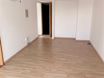 ALQUILER APTO CON HERMOSA VISTA A LA CIUDAD, 2 DORM. 2 LUGARES DE GARAJES - foto 4