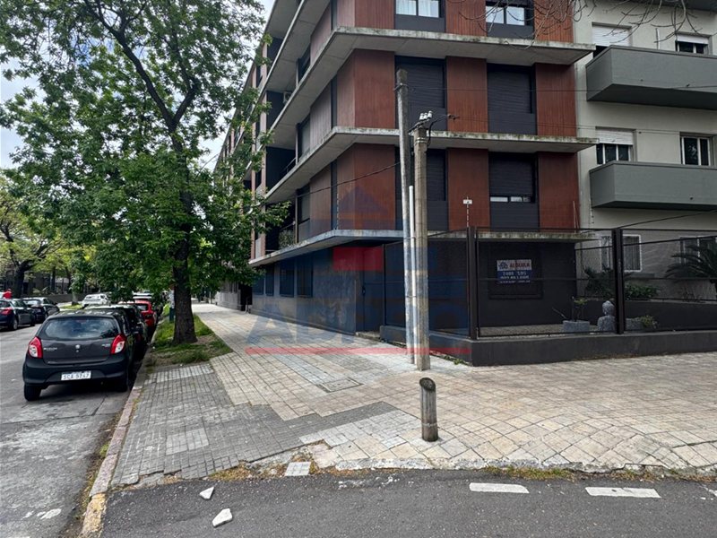 ALQUILER APTO 2 DORMITORIOS + COCHERA. EDIFICIO NUEVO. PRADO - foto 2