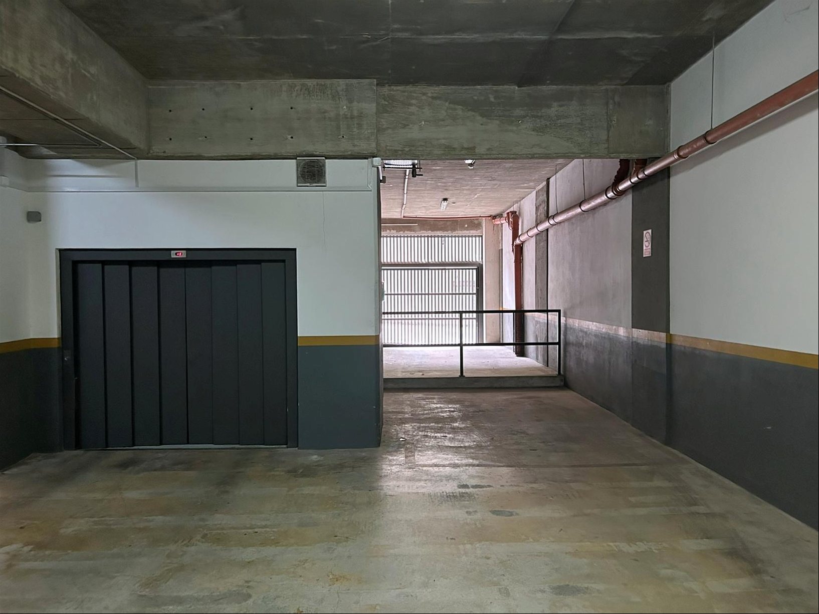 Alquiler de Garage en el Centro · Foto 1