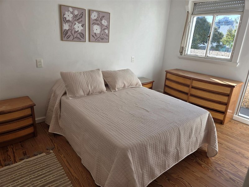 Alquiler 3 dormitorios 2 baños y terraza, amplio y hermoso! - foto 4