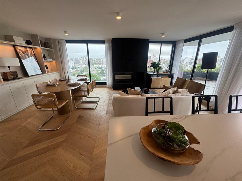 Venta De Espectacular Penthouse A Estrenar De 3 Dormitorios Y Doble Garaje En El Golf - foto 2