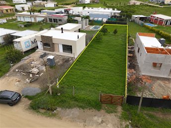 EN VENTA HERMOSO TERRENO DE 543M2 UBICADO EN ALTOS DE SAN CARLOS, COLONIA - foto 7