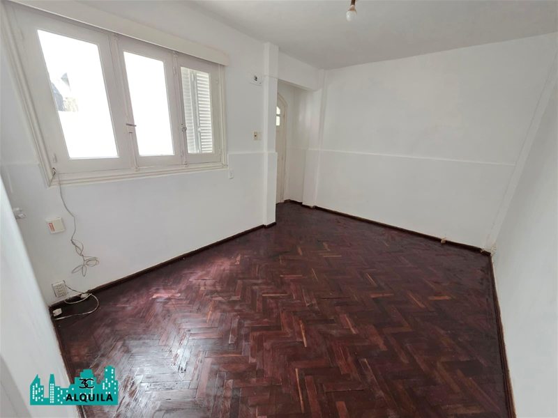 ALQUILA! 1 DORMITORIO CON PATIO EXCLUSIVO! BAJOS GS CS! A PASOS DE LA RAMBLA DE PUNTA CARRETAS!! - foto 2