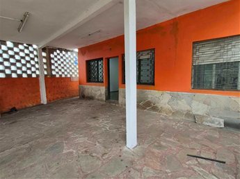 Se vende casa de 3 dormitorios, patio con parillero - foto 6