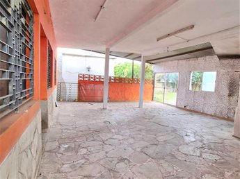 Se vende casa de 3 dormitorios, patio con parillero - foto 7