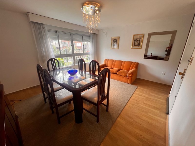 Alquiler de Apartamento con 3 dormitorios y garage en Malvin. - foto 3