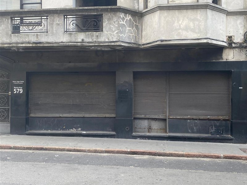 LOCAL COMERCIAL EN ALQUILER SOBRE CALLE BUENOS AIRES – CIUDAD VIEJA. PEYROU - foto 1