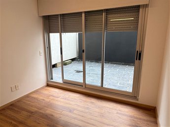 Monoambiente en alquiler con Patio a metros de Rambla y Parque Villa Biarritz - foto 5