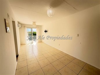 EN ALQUILER APARTAMENTO DE 2 DORMITORIOS UBICADO A CUADRAS DEL SHOPPING, COLONIA. - foto 5