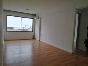 Canelones y Florida, a 1 cuadra de Rambla y 3 de Plaza Independencia. Alfrente. Impecable piso 5, como a estrenar.2 dorm.Vivienda u Oficina - foto 5