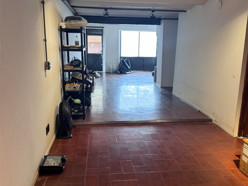 Oportunidad de Vivienda/local comercial sobre Avda. en el Límite de Parque Rodo y Palermo - foto 2