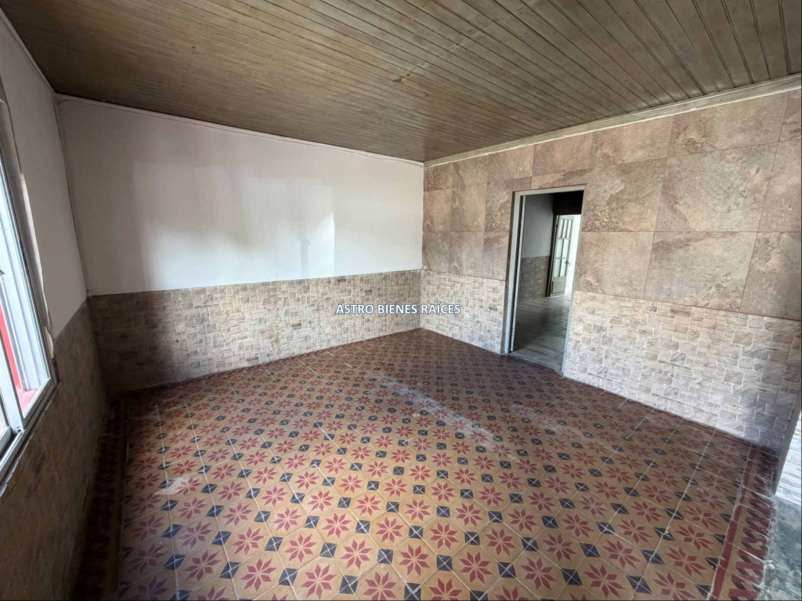 CASA EN ALQUILER EN MELO PATIO GRANDE · Foto 3