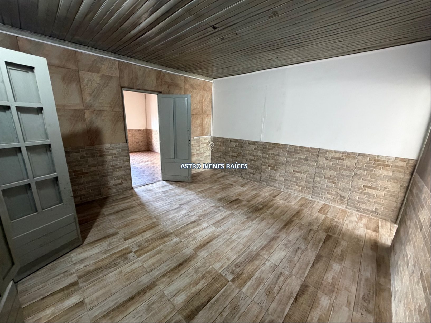 CASA EN ALQUILER EN MELO PATIO GRANDE · Foto 5