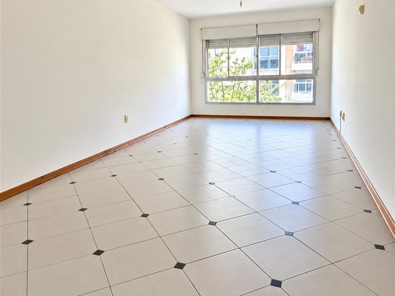 Venta apartamento 3 dormitorios 2 baños completos 2 garajes Osorio y B. Blanco Pocitos - foto 3