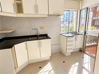 Venta apartamento 3 dormitorios 2 baños completos 2 garajes Osorio y B. Blanco Pocitos - foto 7