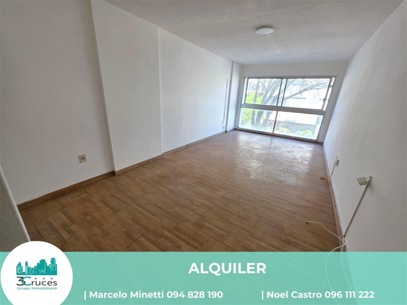 ALQUILA! AMPLIO MONOAMBIENTE AL FRENTE! IDEAL VIVIENDA, OFICINA O CONSULTORIO! A POCAS CUADRAS DE LA RAMBLA DE POCITOS! - foto 1