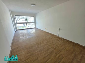 ALQUILA! AMPLIO MONOAMBIENTE AL FRENTE! IDEAL VIVIENDA, OFICINA O CONSULTORIO! A POCAS CUADRAS DE LA RAMBLA DE POCITOS! - foto 7
