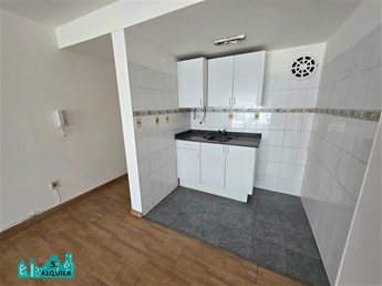 ALQUILA! AMPLIO MONOAMBIENTE AL FRENTE! IDEAL VIVIENDA, OFICINA O CONSULTORIO! A POCAS CUADRAS DE LA RAMBLA DE POCITOS! - foto 5
