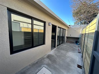 Alquiler apartamento 1 dormitorio amplio con patio, como a estrenar Malvin!!!