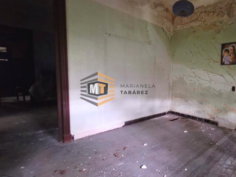 VENTA | CASA PARA RECICLAR | BRAZO ORIENTAL - foto 3